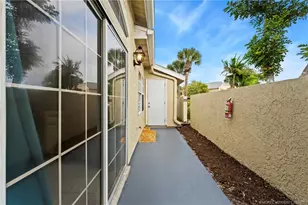 1656 SE Green Acres Cir, Port Saint Lucie, FL 34952 - Photo 9