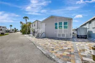 351 Nettles Blvd, Jensen Beach, FL 34957 - Photo 9