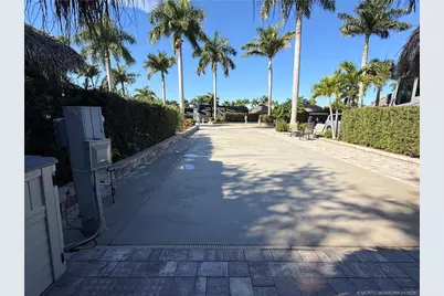 178 NW Hazard Way, Port Saint Lucie, FL 34986 - Photo 23