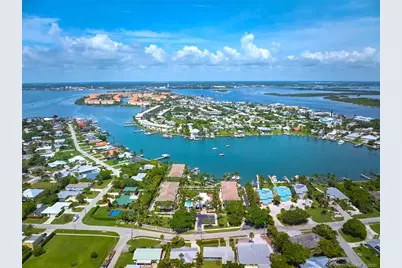 1577 Bow Line Road, Fort Pierce, FL 34949 - Photo 3