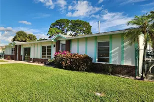 561 NW Floresta Dr, Port Saint Lucie, FL 34983 - Photo 3