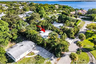 1395 NE Waveland Avenue, Jensen Beach, FL 34957 - Photo 35