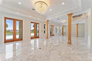 301 SE Harbor Point Dr, Stuart, FL 34996 - Photo 15