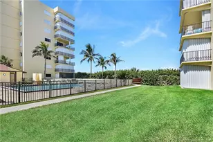 7410 S Ocean Dr, Jensen Beach, FL 34957 - Photo 27