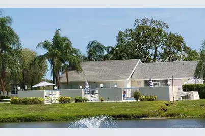1526 SE Royal Green Circle #205, Port Saint Lucie, FL 34952 - Photo 5