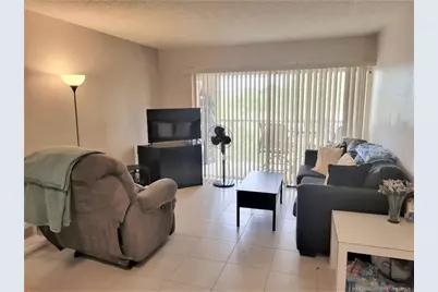 1526 SE Royal Green Circle #205, Port Saint Lucie, FL 34952 - Photo 9