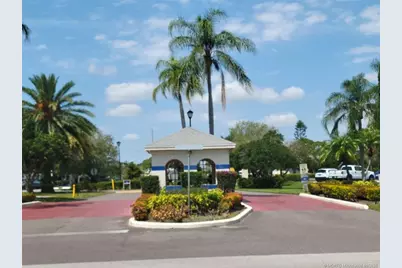 1526 SE Royal Green Circle #205, Port Saint Lucie, FL 34952 - Photo 1