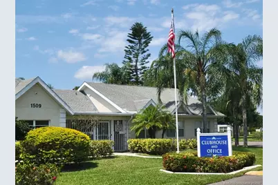 1526 SE Royal Green Circle #205, Port Saint Lucie, FL 34952 - Photo 3