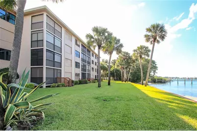 4720 NE Sandpebble Trace #403, Stuart, FL 34996 - Photo 31