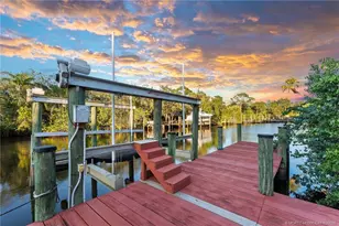 299 SW Lost River Rd, Stuart, FL 34997 - Photo 5