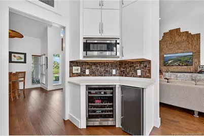 2001 NW Laurel Oak Lane, Palm City, FL 34990 - Photo 13