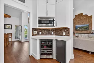 2001 NW Laurel Oak Ln, Palm City, FL 34990 - Photo 13