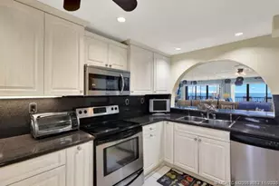 10044 S Ocean Dr, Jensen Beach, FL 34957 - Photo 11