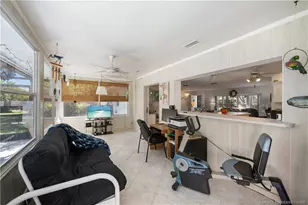 477 SE Seabreeze Ln, Port Saint Lucie, FL 34983 - Photo 13