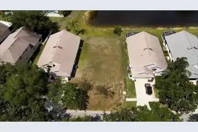 8249 Maidencane Place, Port Saint Lucie, FL 34952 - Photo 9