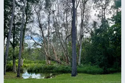 8249 Maidencane Place, Port Saint Lucie, FL 34952 - Photo 11