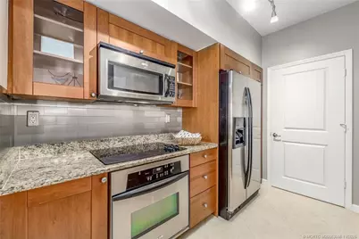 715 NW Flagler Avenue #202, Stuart, FL 34994 - Photo 5