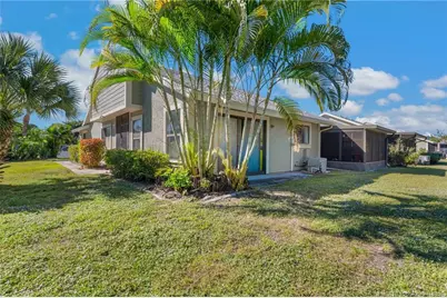 1456 SE Colchester Circle, Port Saint Lucie, FL 34952 - Photo 15