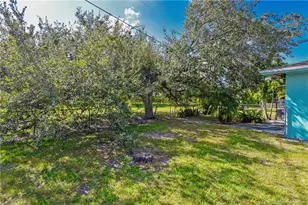 1082 SE St Lawrence Way, Stuart, FL 34997 - Photo 15