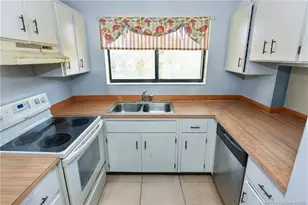 1082 SE St Lawrence Way, Stuart, FL 34997 - Photo 5