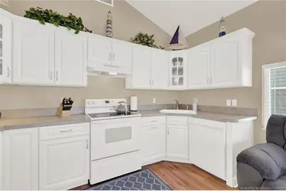 114 Nettles Boulevard, Jensen Beach, FL 34957 - Photo 15