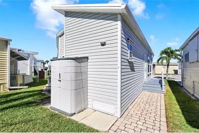 114 Nettles Boulevard, Jensen Beach, FL 34957 - Photo 33