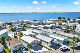 114 Nettles Blvd, Jensen Beach, FL 34957 - Photo 3