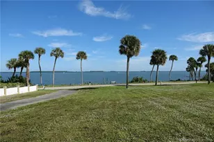 4103 S Indian River Dr, Fort Pierce, FL 34982 - Photo 1