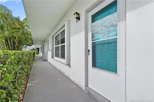 2929 SE Ocean Blvd, Stuart, FL 34996 - Photo 23