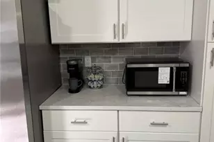 154 SE Selva Ct, Port Saint Lucie, FL 34983 - Photo 7