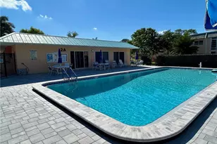 2950 SE Ocean Blvd, Stuart, FL 34996 - Photo 31