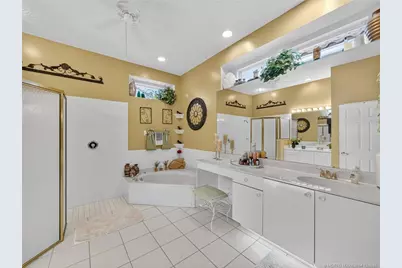 618 SW Lake Charles Circle, Port Saint Lucie, FL 34986 - Photo 17