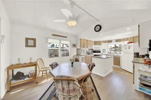 10725 S Ocean Dr, Jensen Beach, FL 34957 - Photo 7