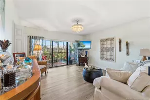 250 SE Four Winds Dr, Stuart, FL 34996 - Photo 7