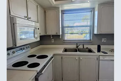 2929 SE Ocean Boulevard #139-3, Stuart, FL 34996 - Photo 3