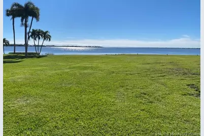 3432 NE Causeway Boulevard NE #102, Jensen Beach, FL 34957 - Photo 1