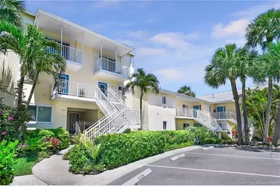 5556 NE Gulfstream Way, Hutchinson Island, FL 34996 - Photo 3