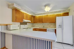 5662 SE Windsong Ln, Stuart, FL 34997 - Photo 17