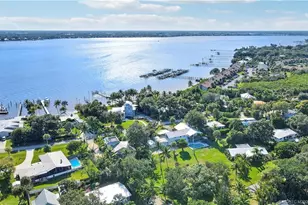 1995 NE River Ct, Jensen Beach, FL 34957 - Photo 17