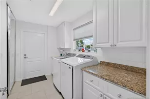 1035 SW Tamarrow Pl, Stuart, FL 34997 - Photo 25