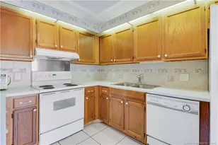 5662 SE Windsong Ln, Stuart, FL 34997 - Photo 13