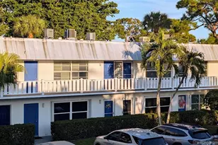 2929 SE Ocean Blvd, Stuart, FL 34996 - Photo 9