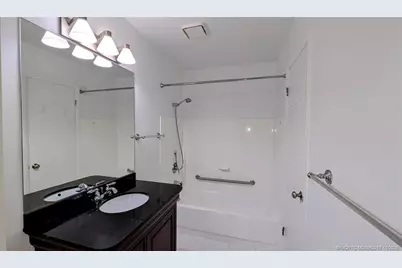 2929 SE Ocean Boulevard #L8, Stuart, FL 34996 - Photo 5