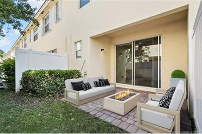 9512 SW Merlin Court, Stuart, FL 34997 - Photo 7