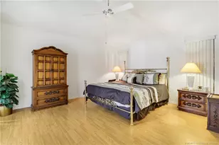 366 SW Eyerly Ave, Port Saint Lucie, FL 34983 - Photo 11