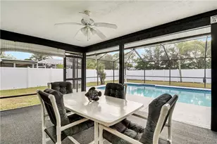 366 SW Eyerly Ave, Port Saint Lucie, FL 34983 - Photo 29