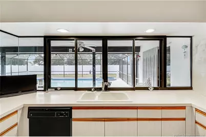 366 SW Eyerly Avenue, Port Saint Lucie, FL 34983 - Photo 27