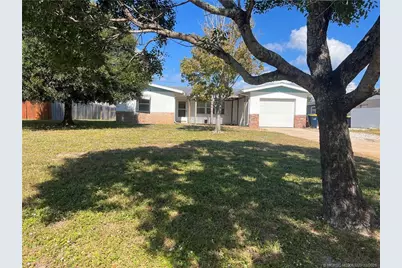 1467 SE Andrews Street, Stuart, FL 34996 - Photo 1