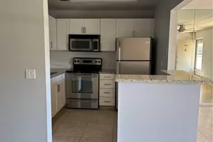 9 Lake Vista Trail, Port Saint Lucie, FL 34952 - Photo 3