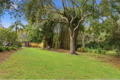 2981 NE Heather Court, Jensen Beach, FL 34957 - Photo 43